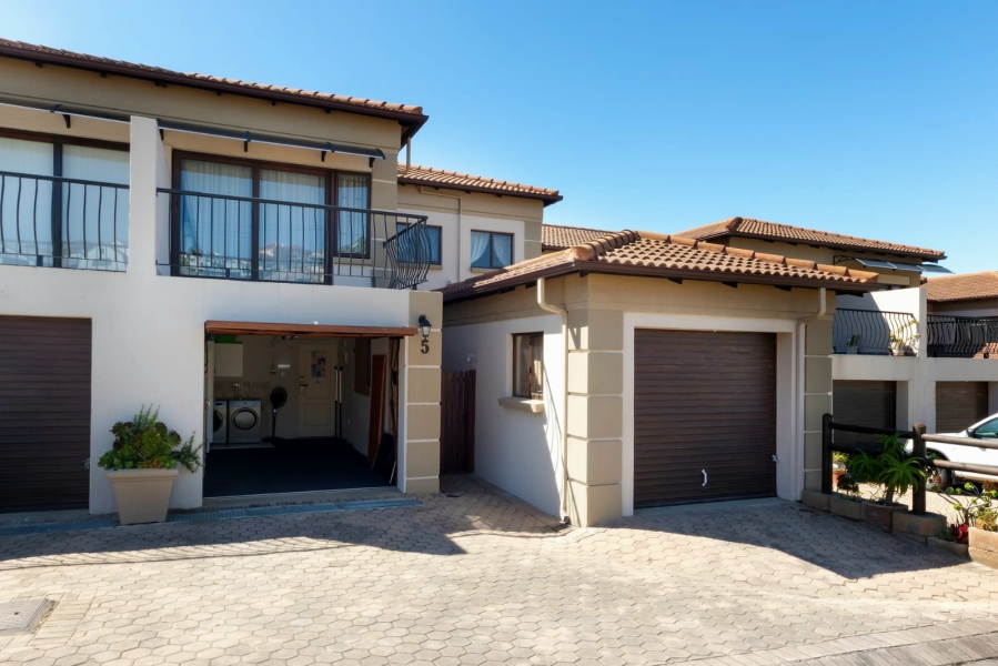 3 Bedroom Property for Sale in Island View Western Cape